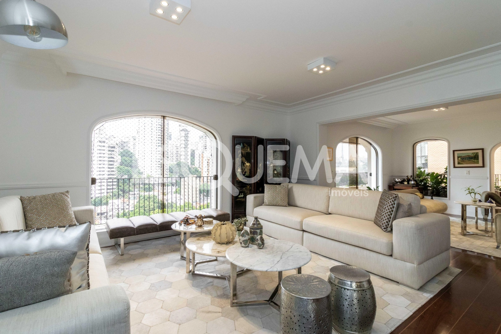 Apartamento com vista aberta - Imagem 5