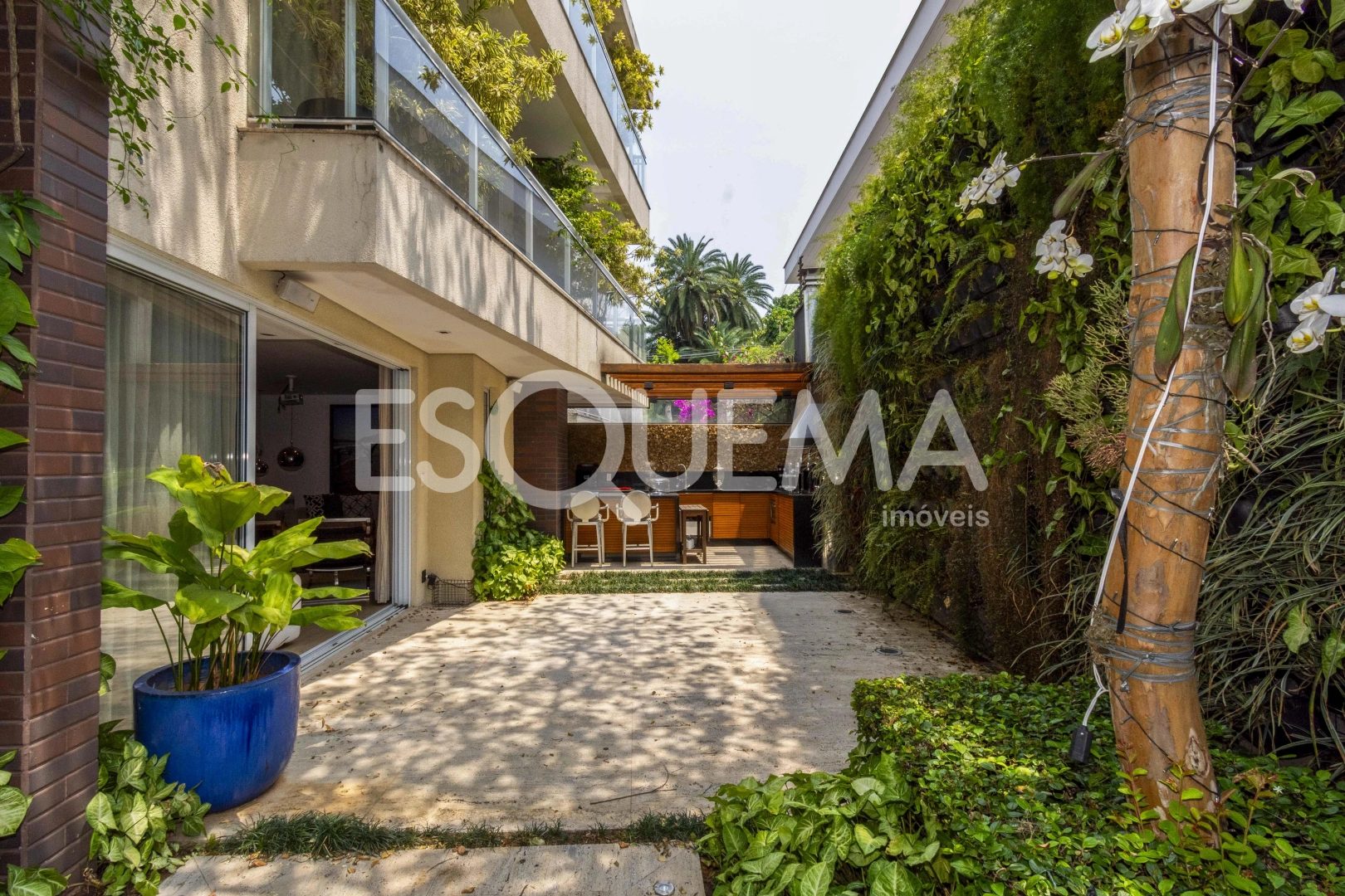 Casa reformada em condomínio - Imagem 11