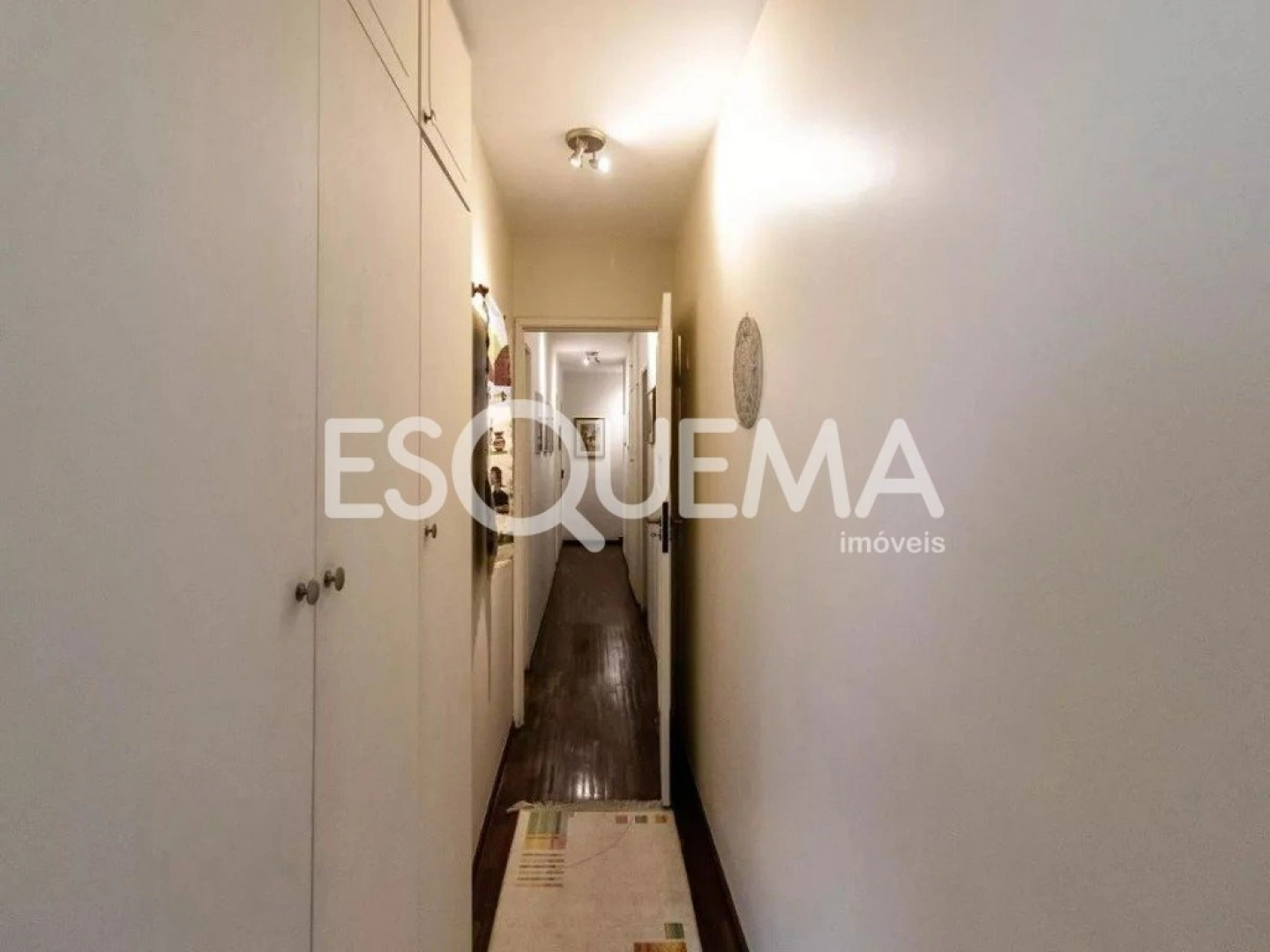 Cobertura espaçosa em condomínio bem localizado - Imagem 10