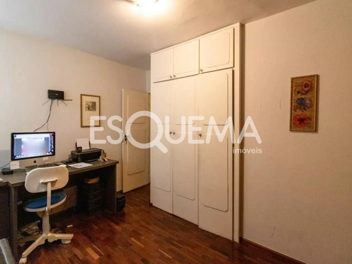 Cobertura espaçosa em condomínio bem localizado - Imagem 14