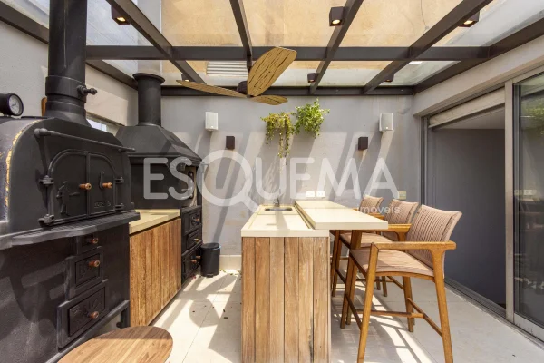 Cobertura com vista permanente para o verde