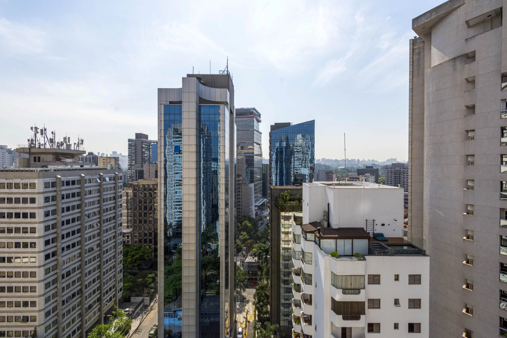 Apartamento reformado em condomínio com lazer - Imagem 10
