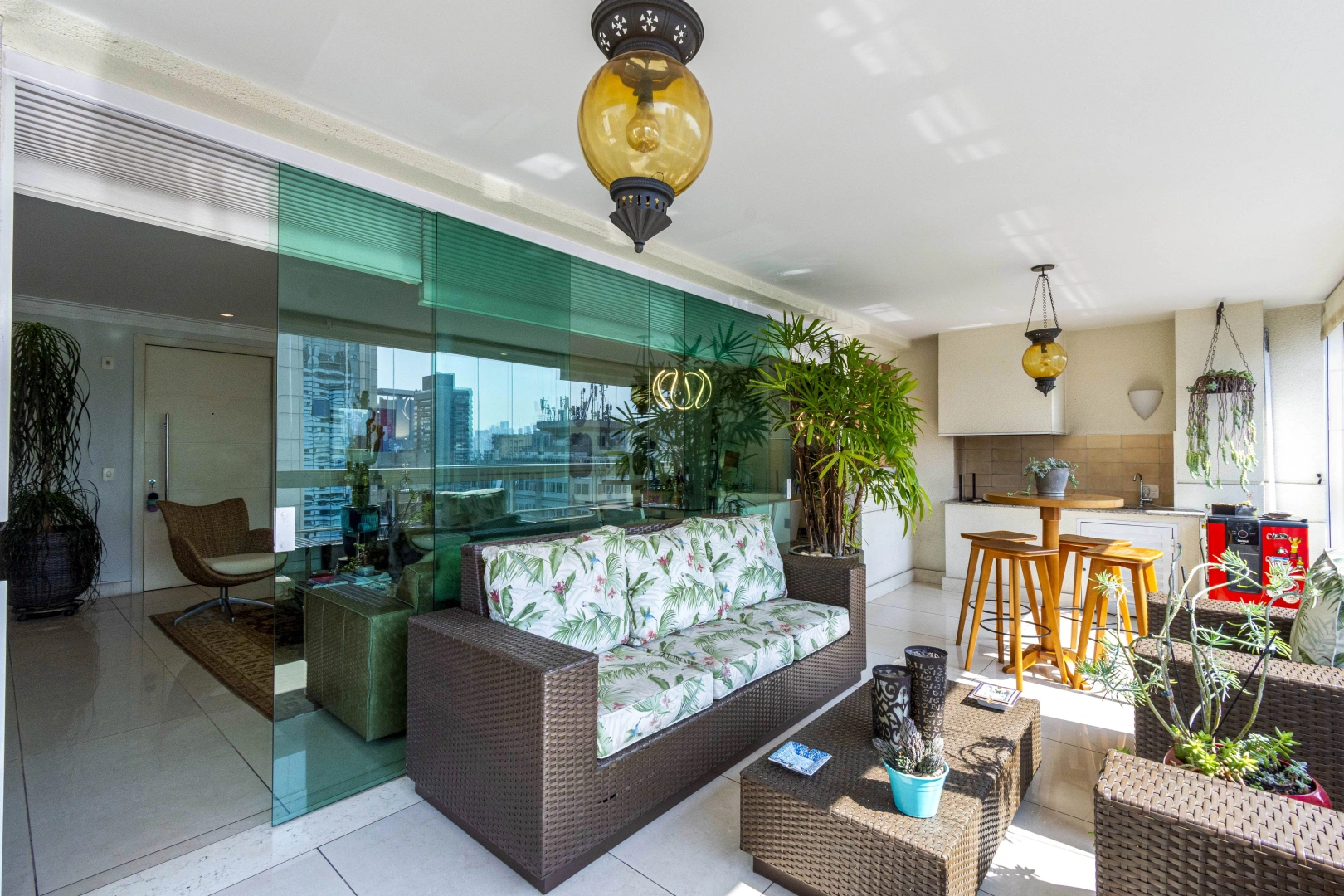Apartamento reformado em condomínio com lazer - Imagem 7
