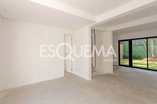 Casa em condomínio fechado com projeto sustentável e segurança reforçada