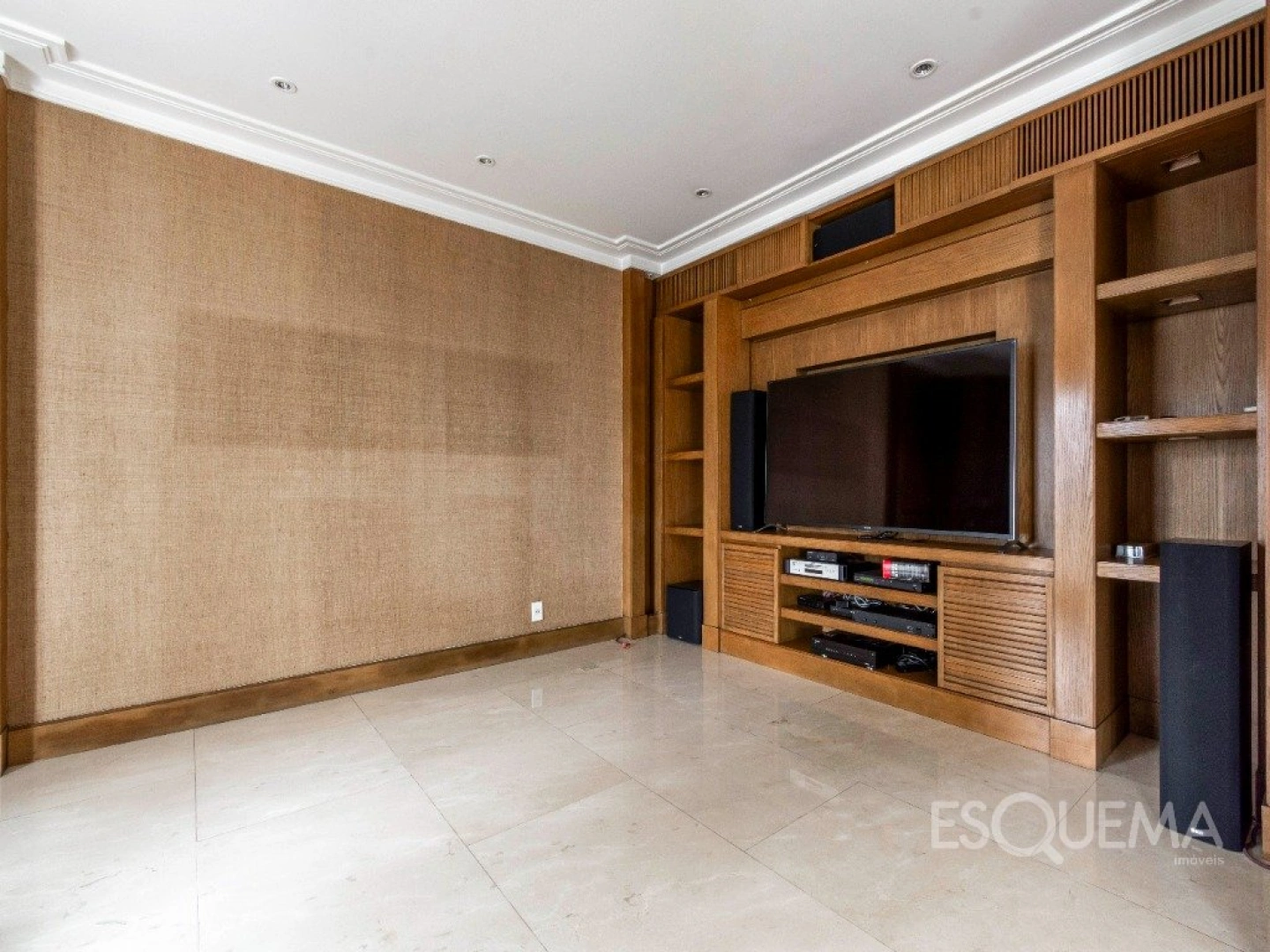 Apartamento em andar alto próximo ao Parque do Povo - Imagem 5