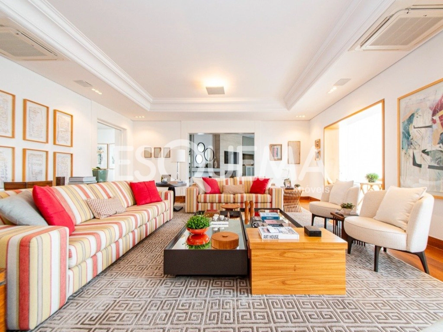 Apartamento reformado com vista para o skyline - Imagem 4