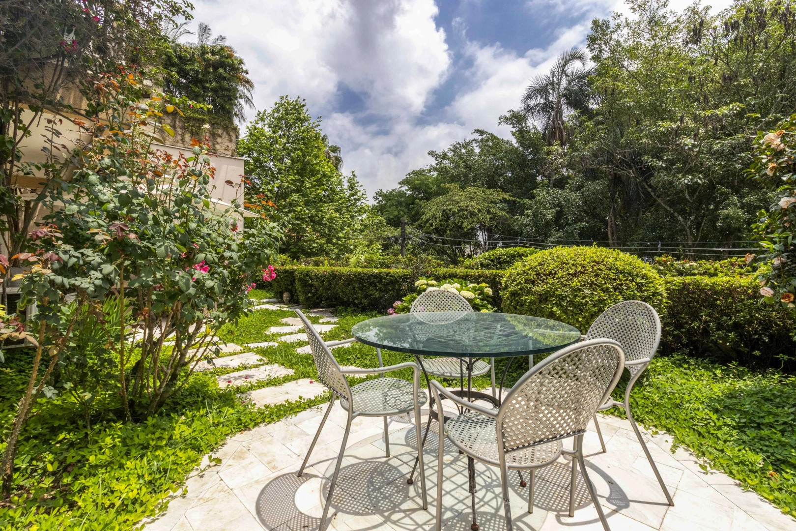 Casa especial condominio fechado Cidade Jardim - Imagem 13