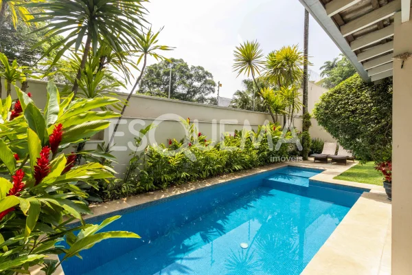 Casa em condomínio fechado