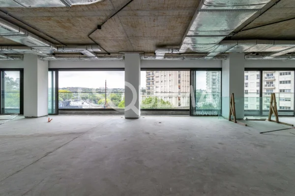 Apartamento em prédio novo e moderno