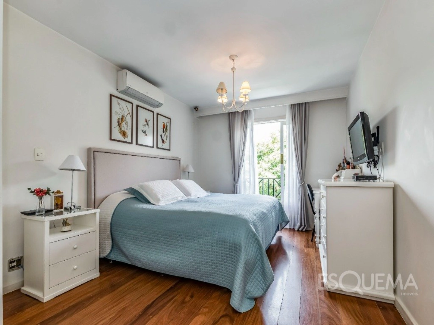 Casa com piscina em condomínio fechado - Imagem 8