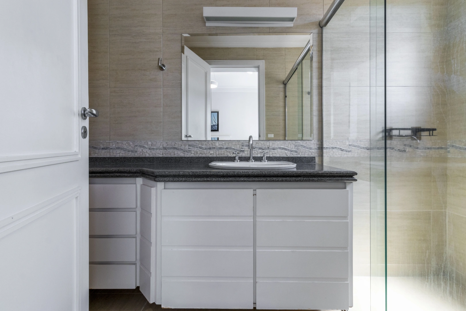 Apartamento com 4 suites próximo à Escola Mobile - Imagem 12