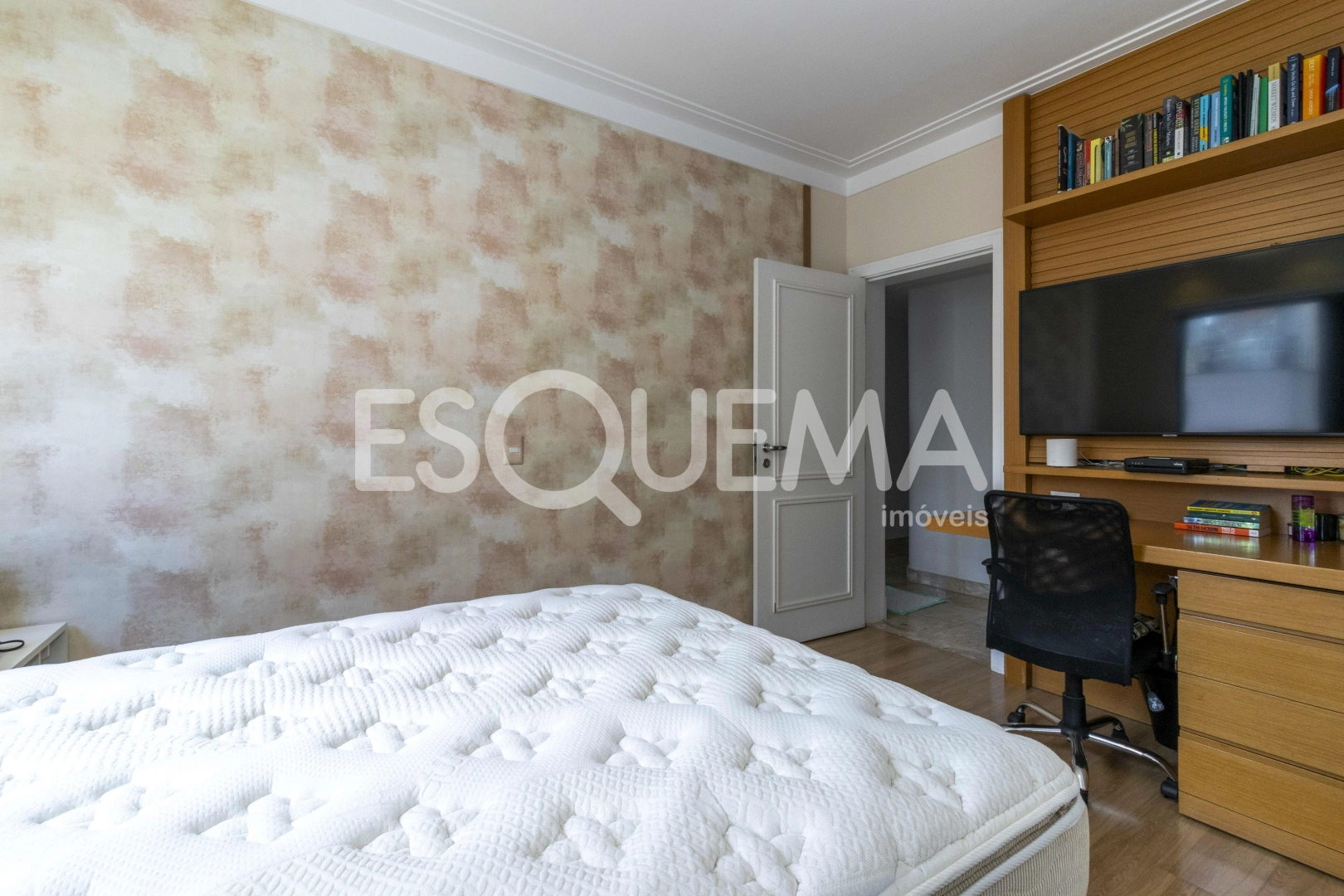 Apartamento com 4 suites próximo à Escola Mobile - Imagem 14