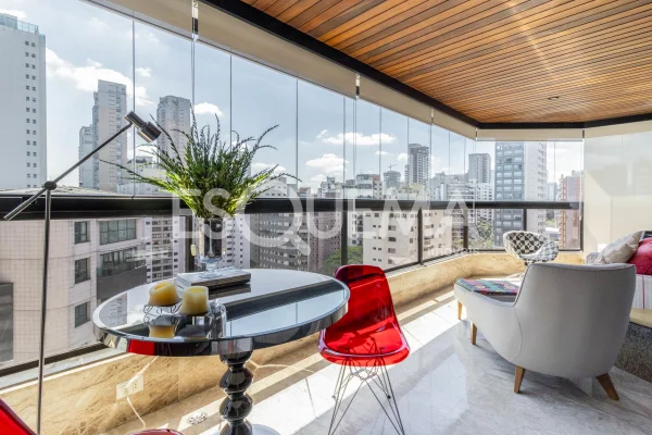 Apartamento com 4 suites próximo à Escola Mobile