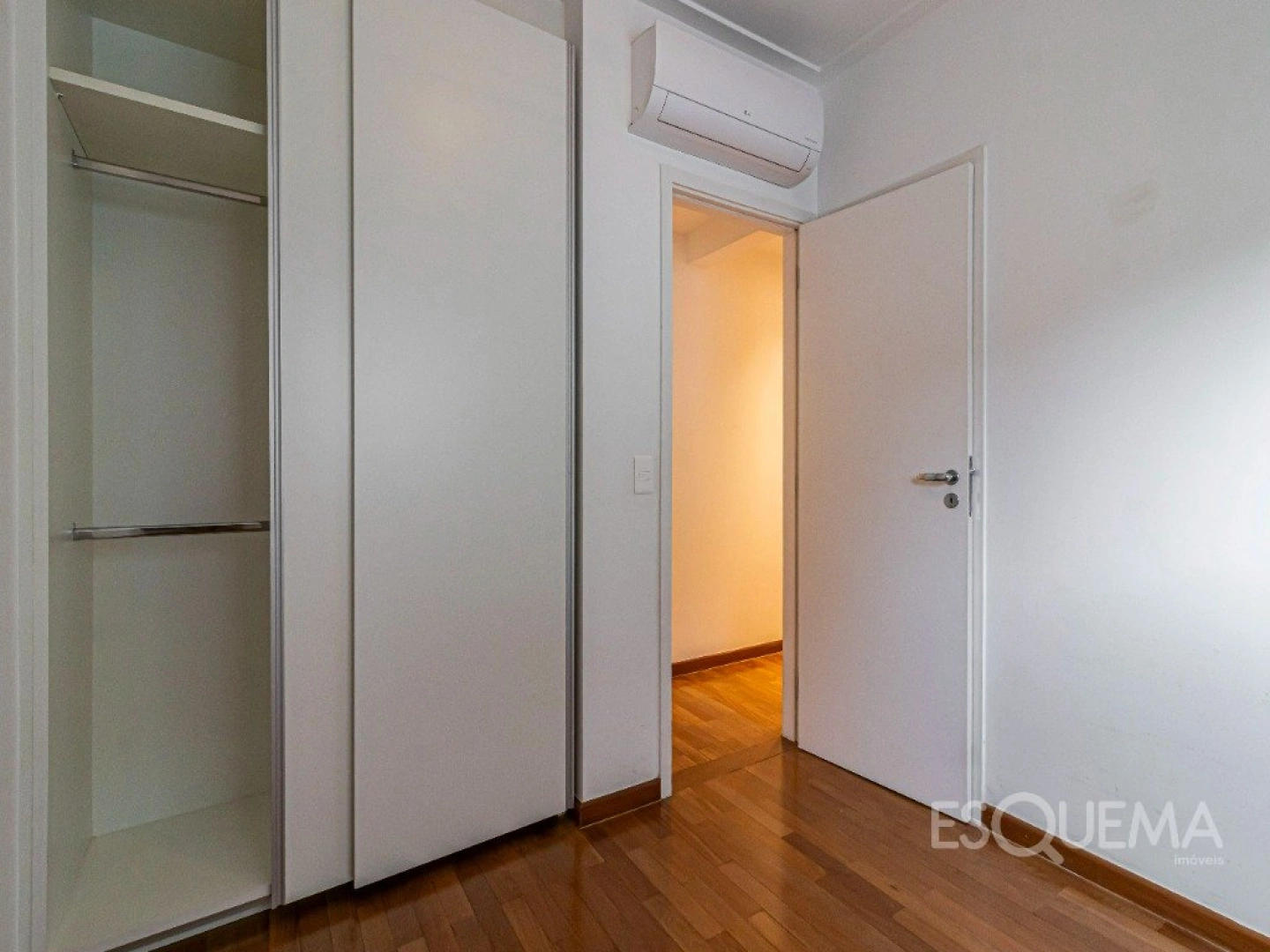 Apartamento com 3 suítes e vista aberta em rua tranquila do Itaim Bibi - Imagem 13