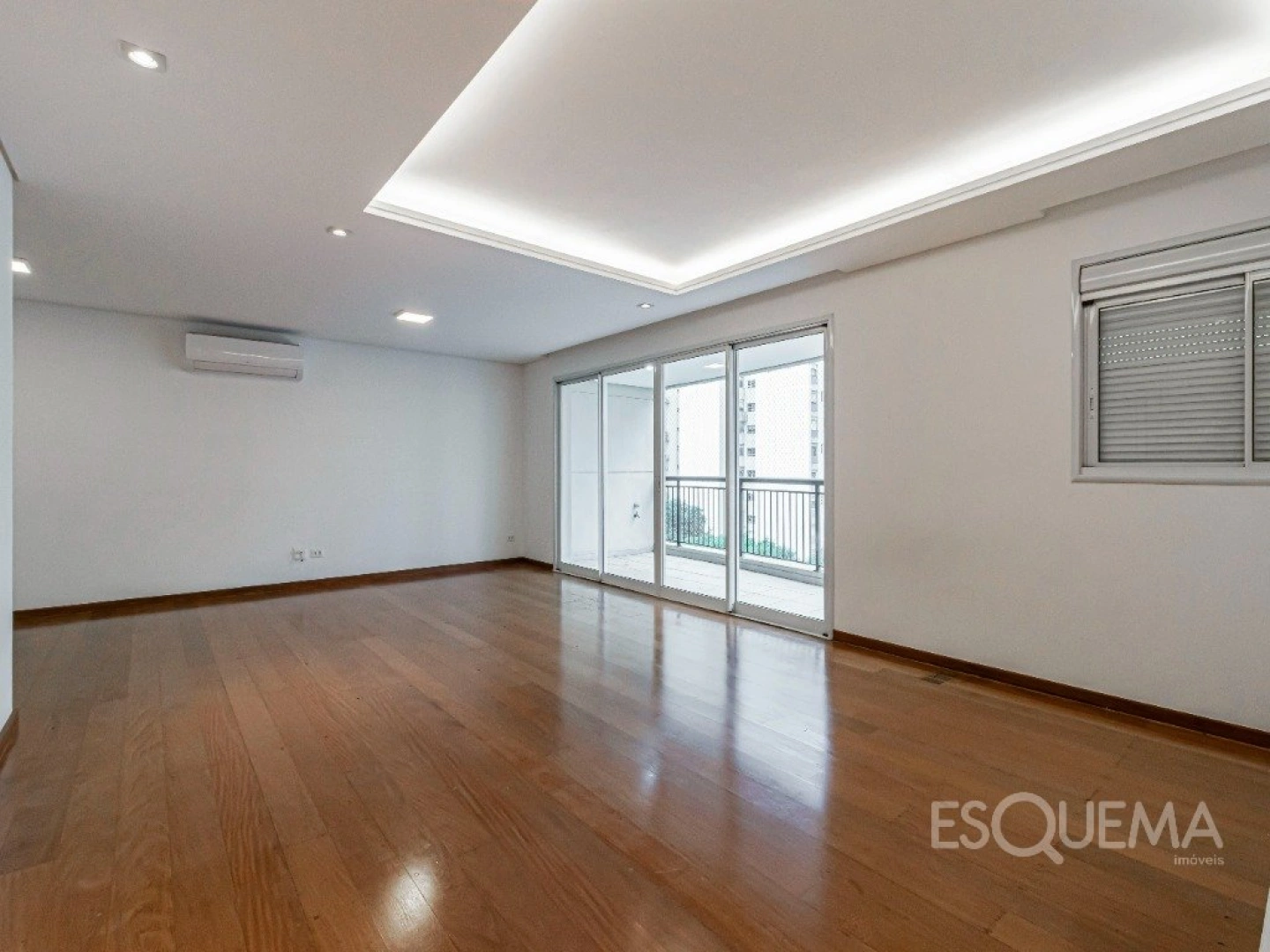 Apartamento com 3 suítes e vista aberta em rua tranquila do Itaim Bibi - Imagem 1