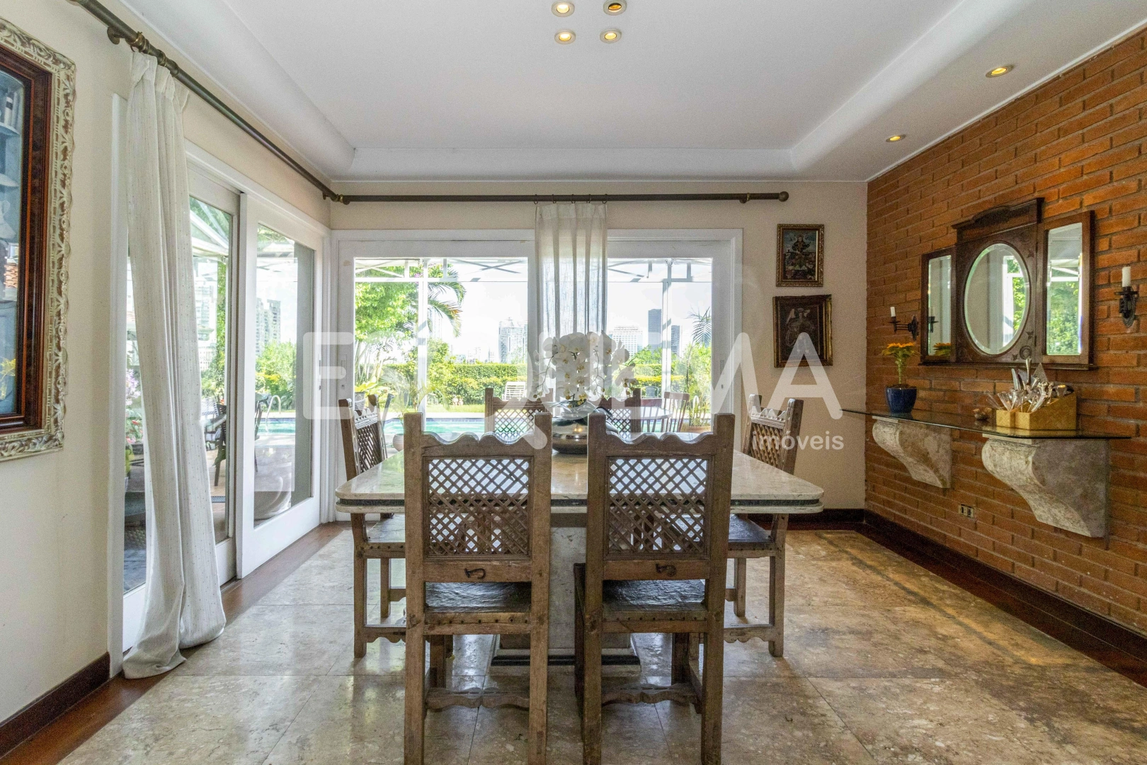 Casa com espaço gourmet, próxima ao Clube Paineiras - Imagem 10