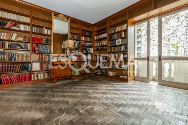Apartamento Lindenberg para modernização no Jardim América