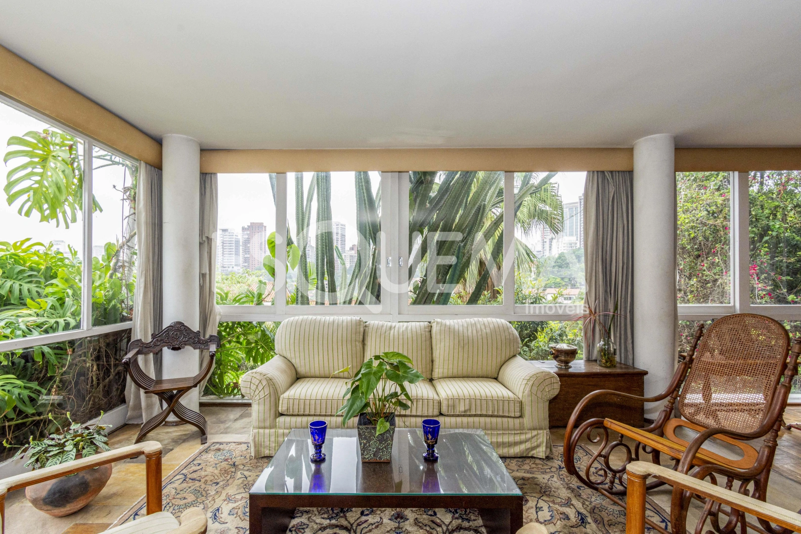 Casa com vista, projetada por Bratke - Imagem 11