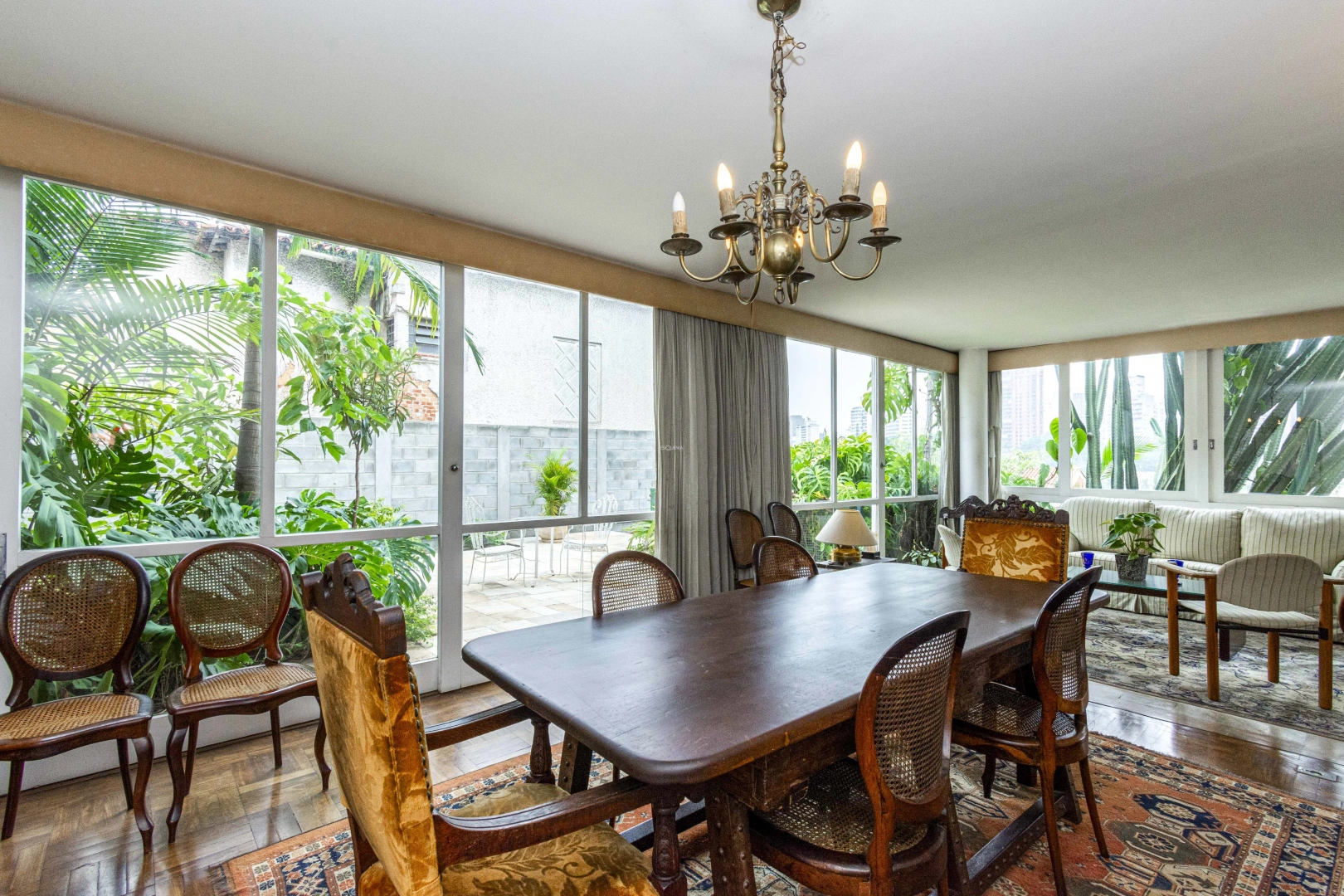 Casa com vista, projetada por Bratke - Imagem 14