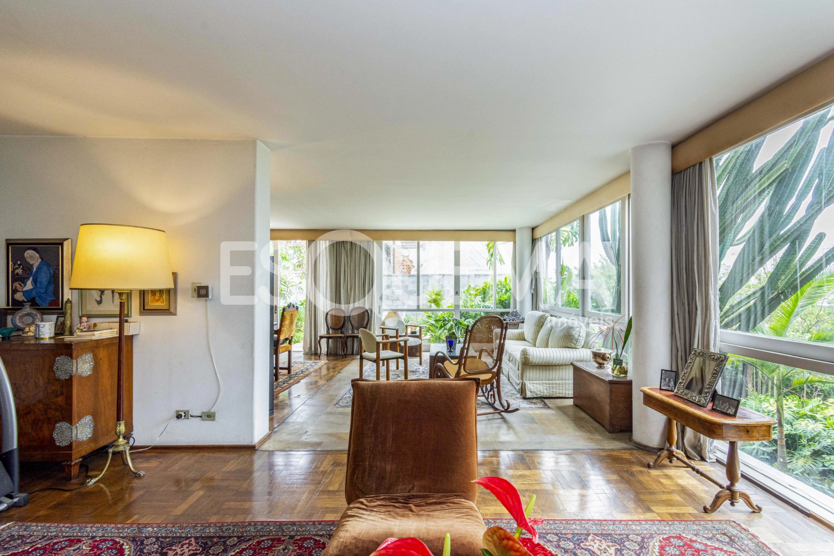 Casa com vista, projetada por Bratke - Imagem 5