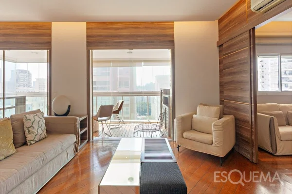 Apartamento em Moema Pássaros com lazer completo