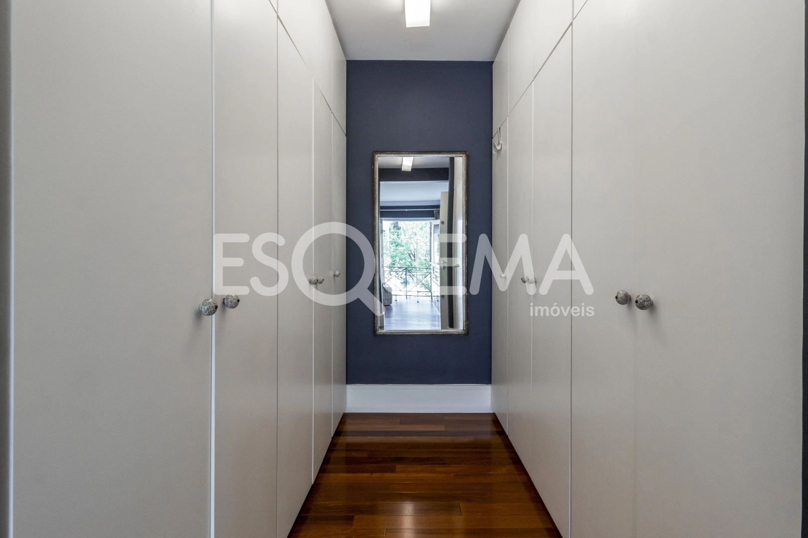 Casa em rua tranquila no Jardim Guedala - Imagem 10