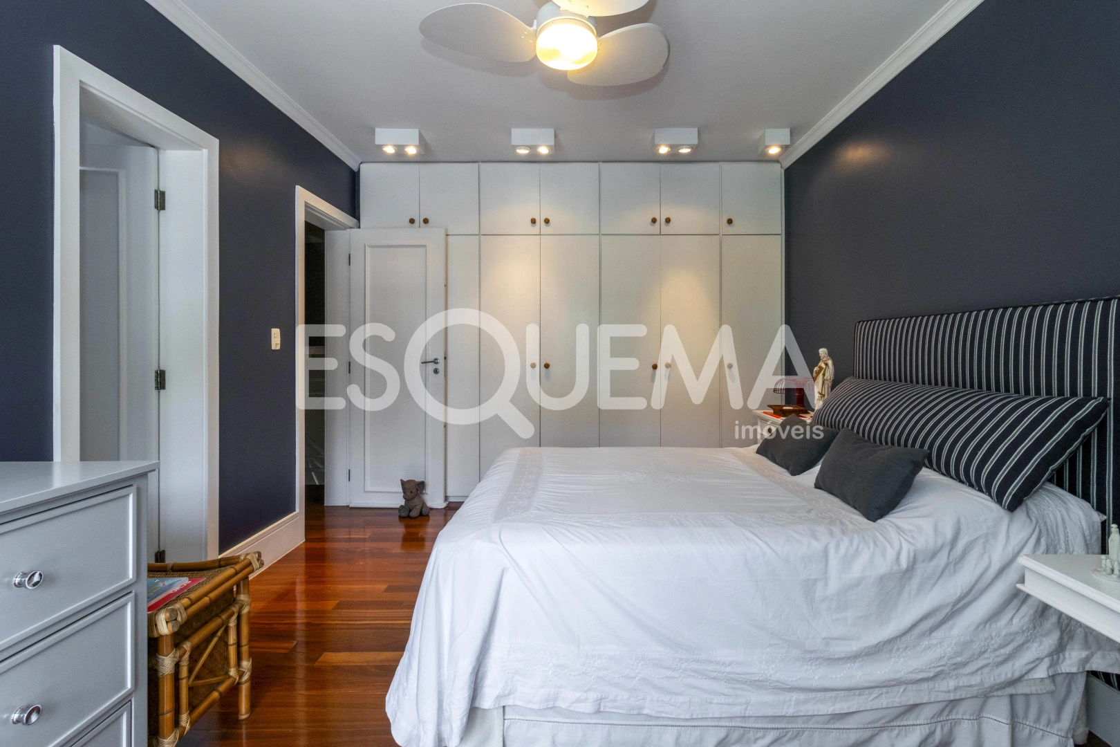 Casa em rua tranquila no Jardim Guedala - Imagem 14