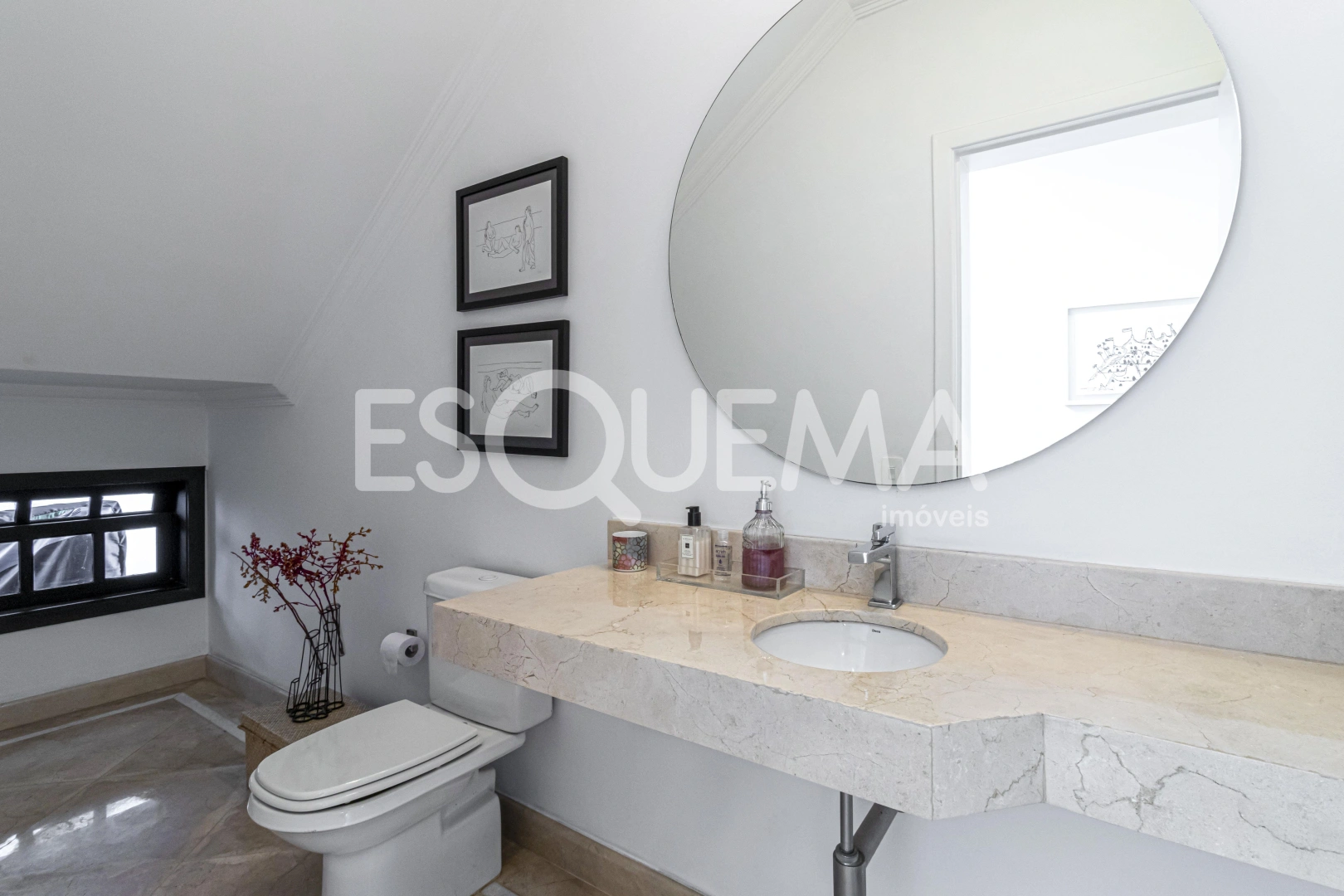 Casa em rua sem saída e reformada com projeto de Ricardo Julião - Imagem 11