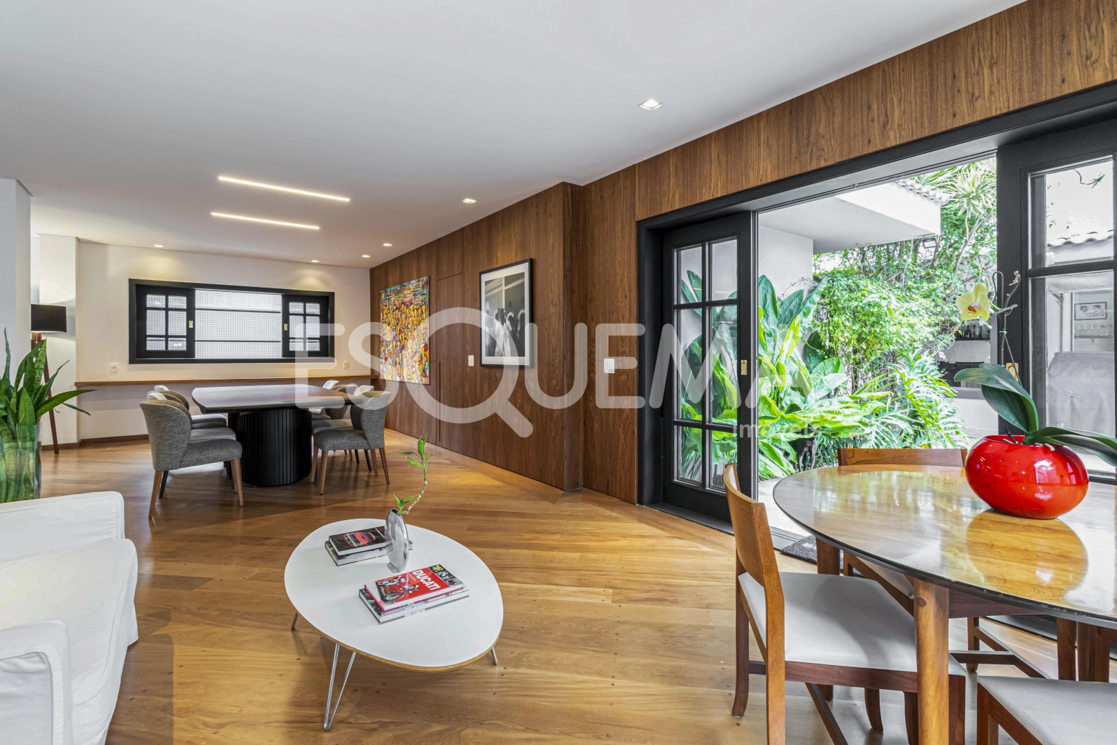 Casa em rua sem saída e reformada com projeto de Ricardo Julião - Imagem 9