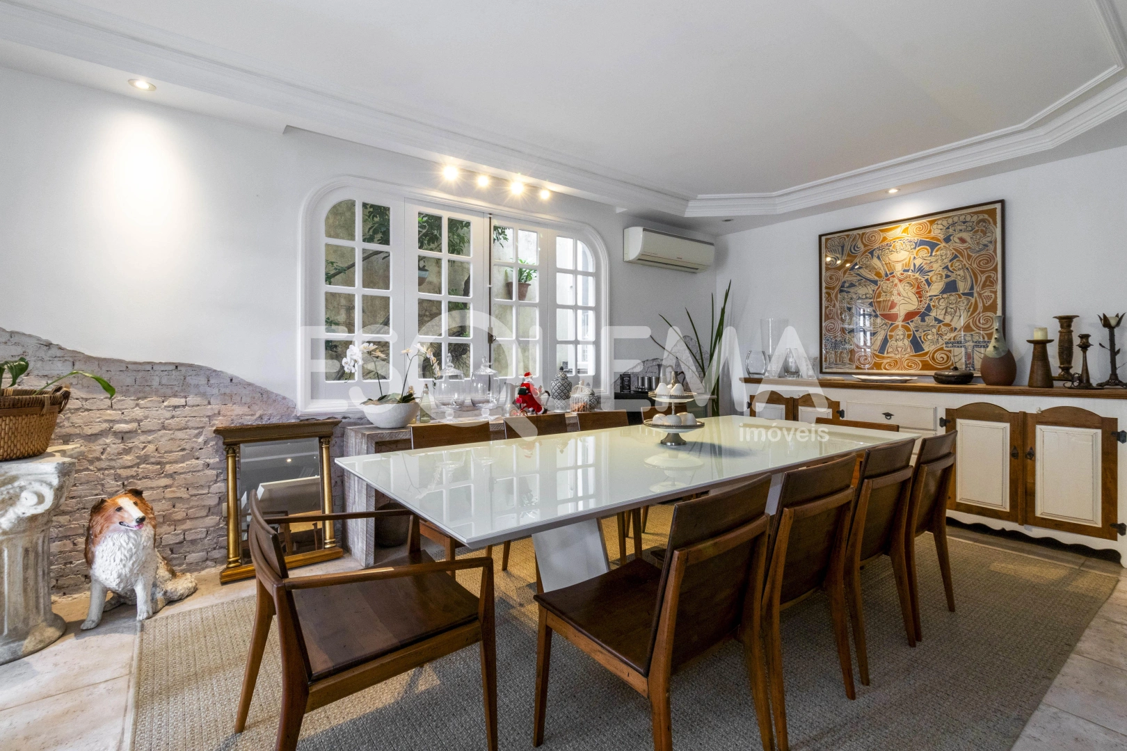 Casa em bairro tranquilo e arborizado - Imagem 7