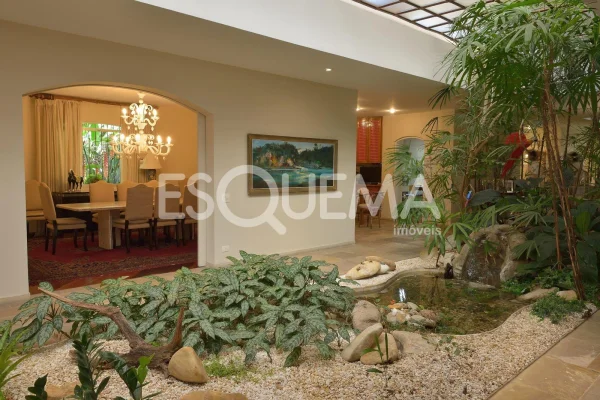Casa em rua fechada, com projeto diferenciado
