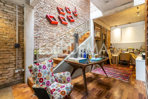 Casa com projeto de David Bastos, no Jardim Paulista