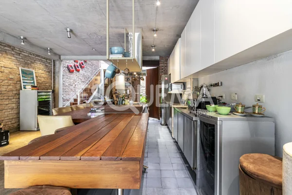 Casa com projeto de David Bastos, no Jardim Paulista