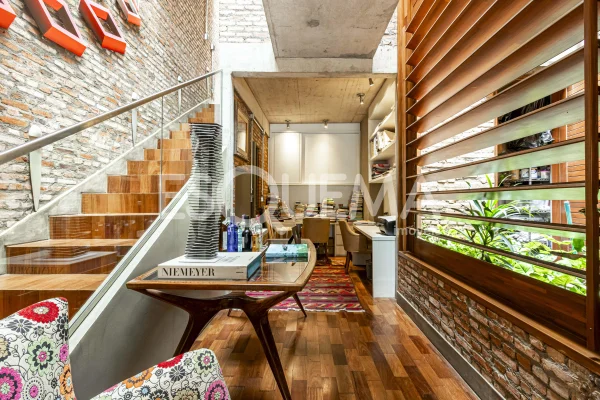 Casa com projeto de David Bastos, no Jardim Paulista