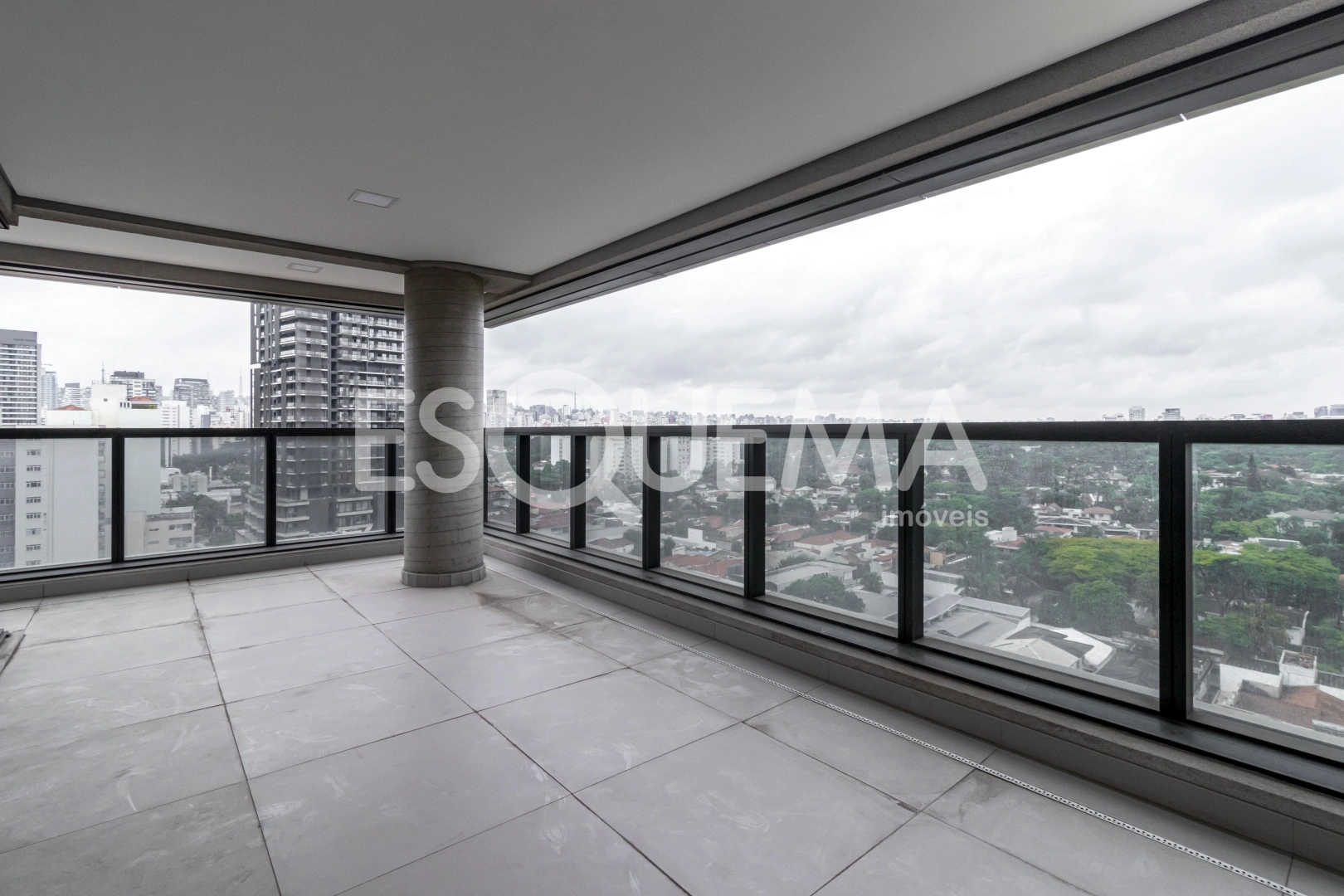 Apartamento com vista panorâmica - Imagem 13