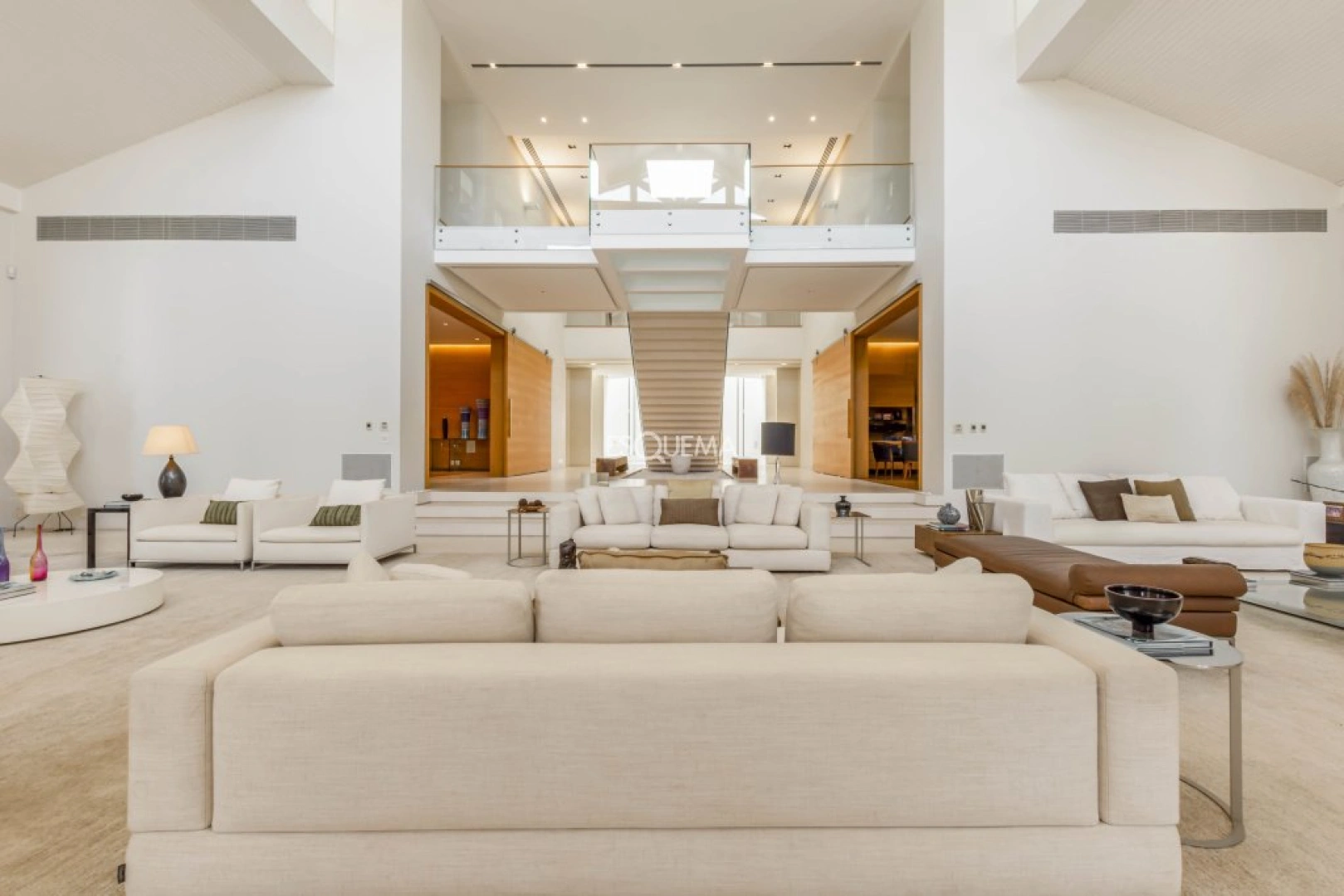 Casa com projeto de João Armentano próxima ao Clube Hípico - Imagem 11