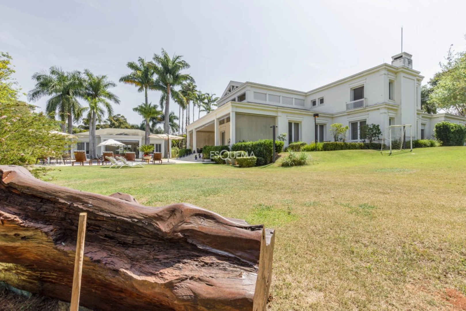 Casa com projeto de João Armentano próxima ao Clube Hípico - Imagem 6
