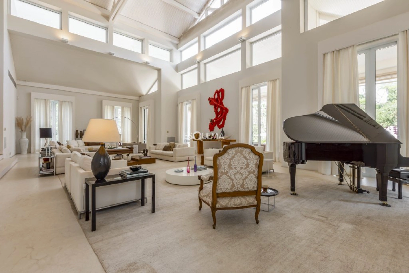 Casa com projeto de João Armentano próxima ao Clube Hípico - Imagem 9