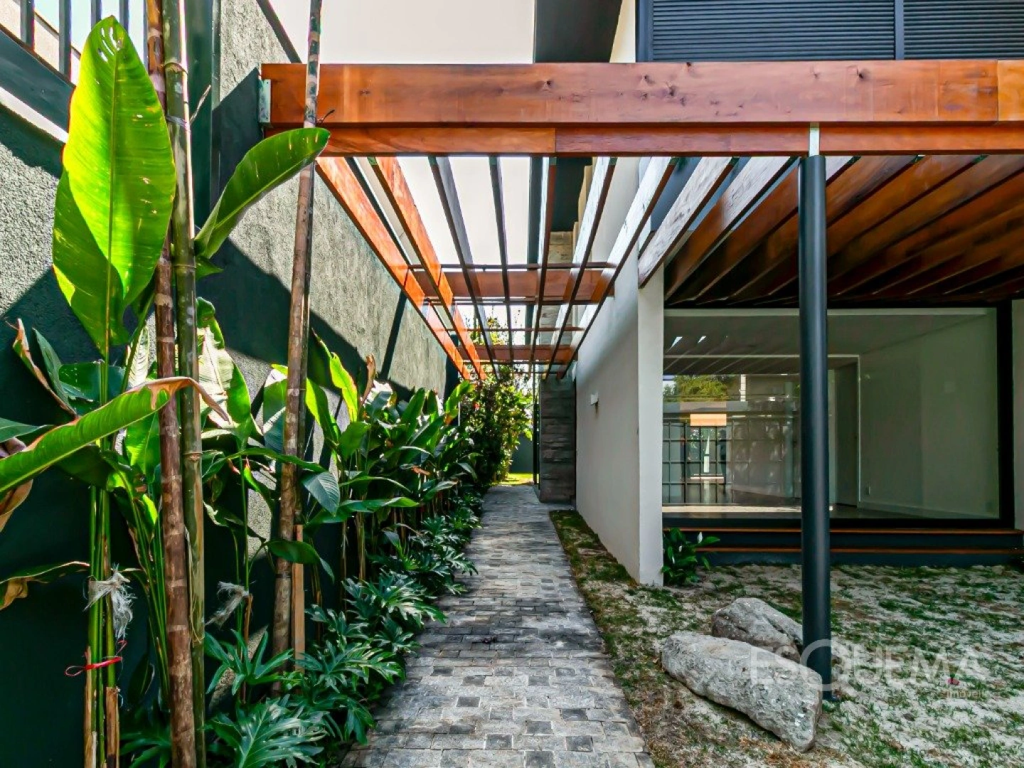 Casa nova com lazer em Alto de Pinheiros - Imagem 3