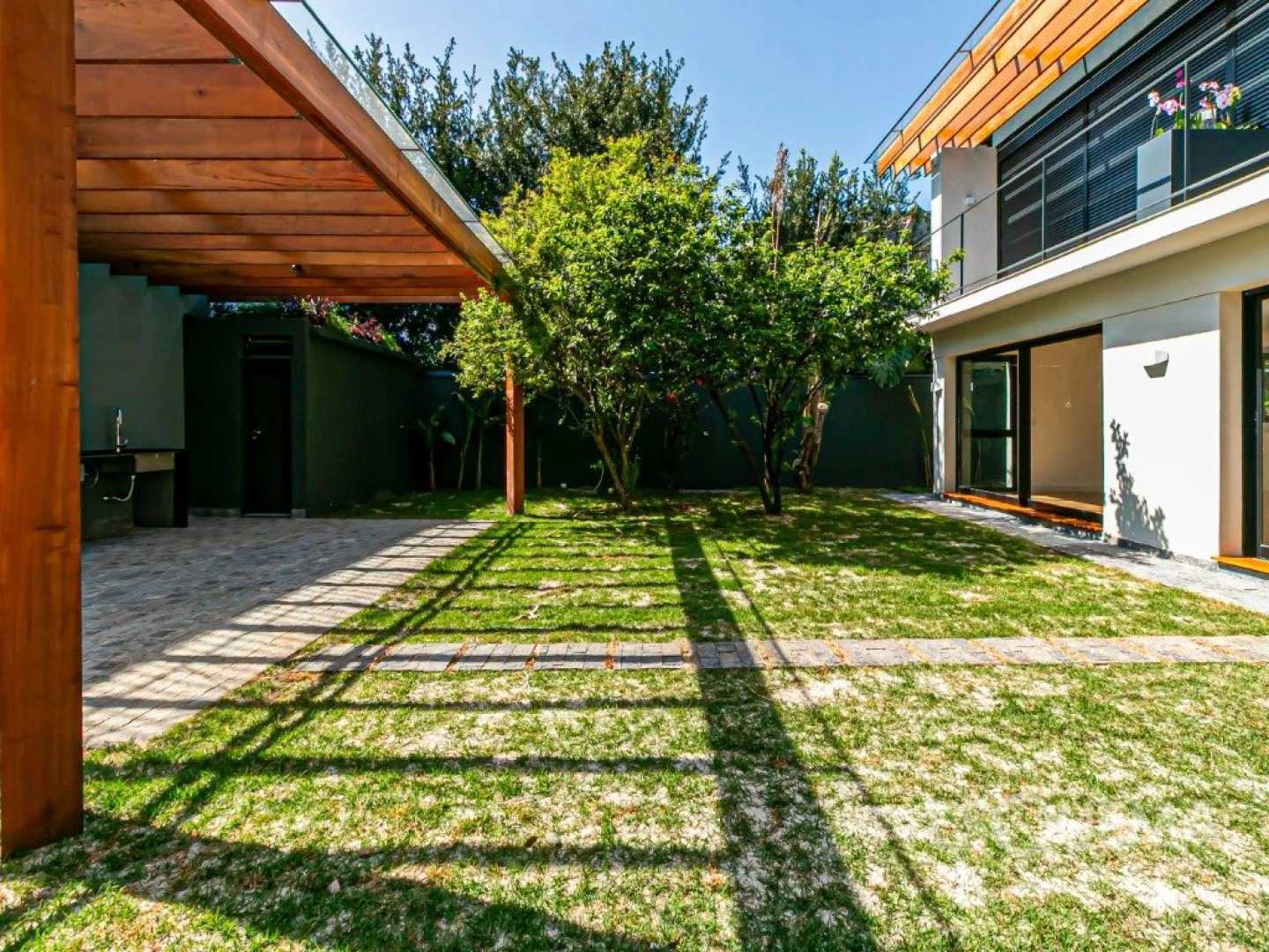 Casa nova com lazer em Alto de Pinheiros - Imagem 5