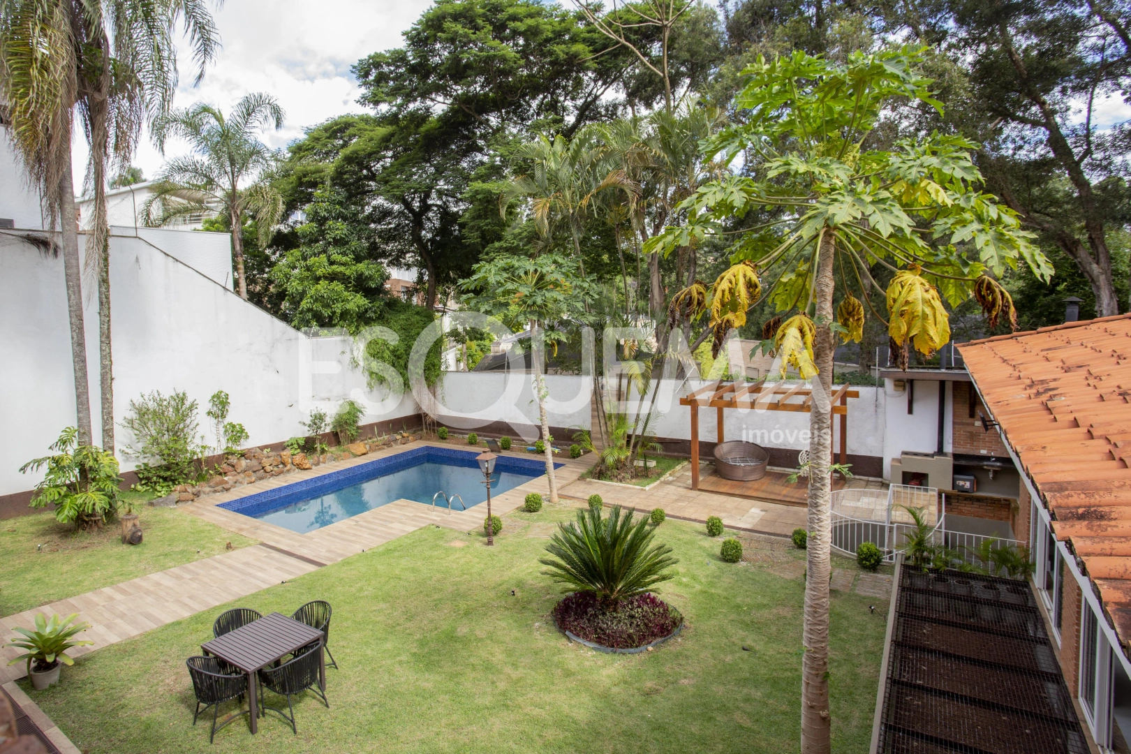 Casa mobiliada com lazer e paisagismo no Jardim Morumbi - Imagem 5