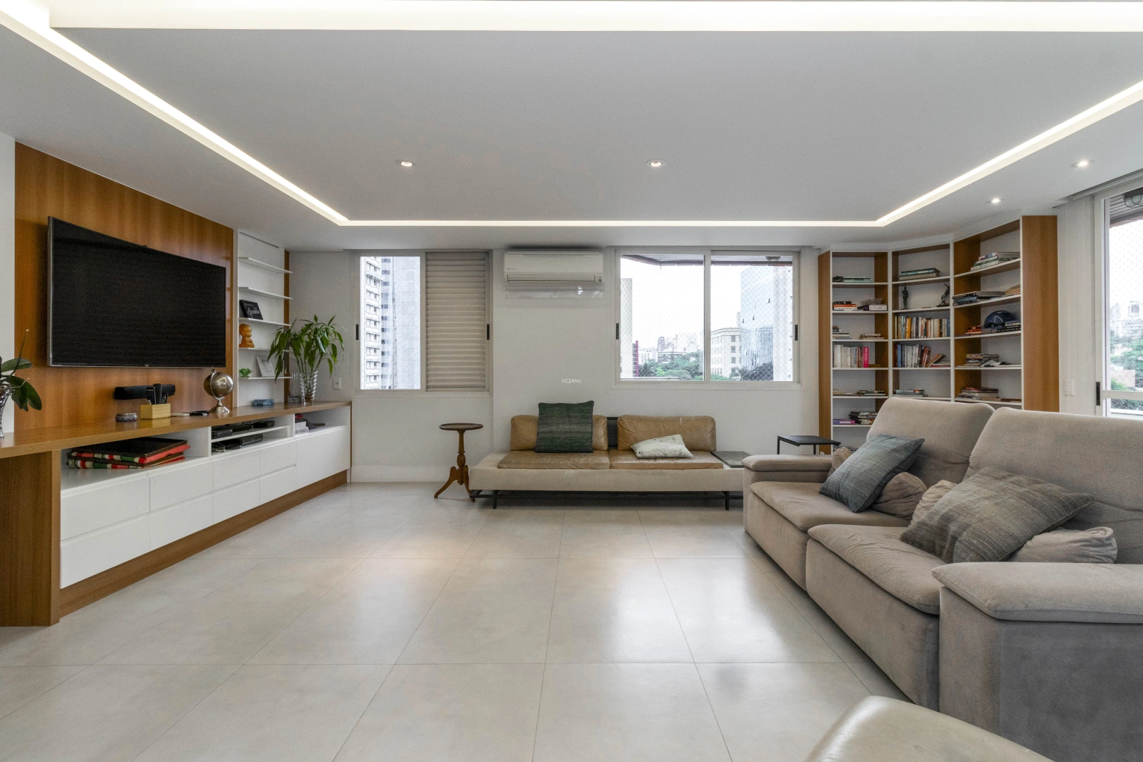 Apartamento reformado em Pinheiros - Imagem 1