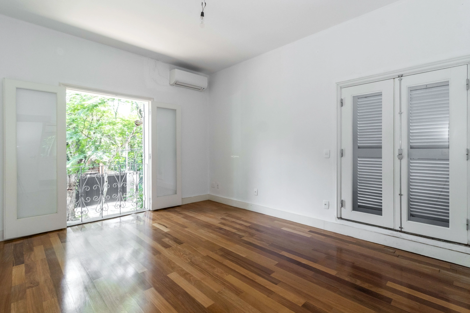 Casa reformada pronta para morar no Jardim Paulistano - Imagem 12