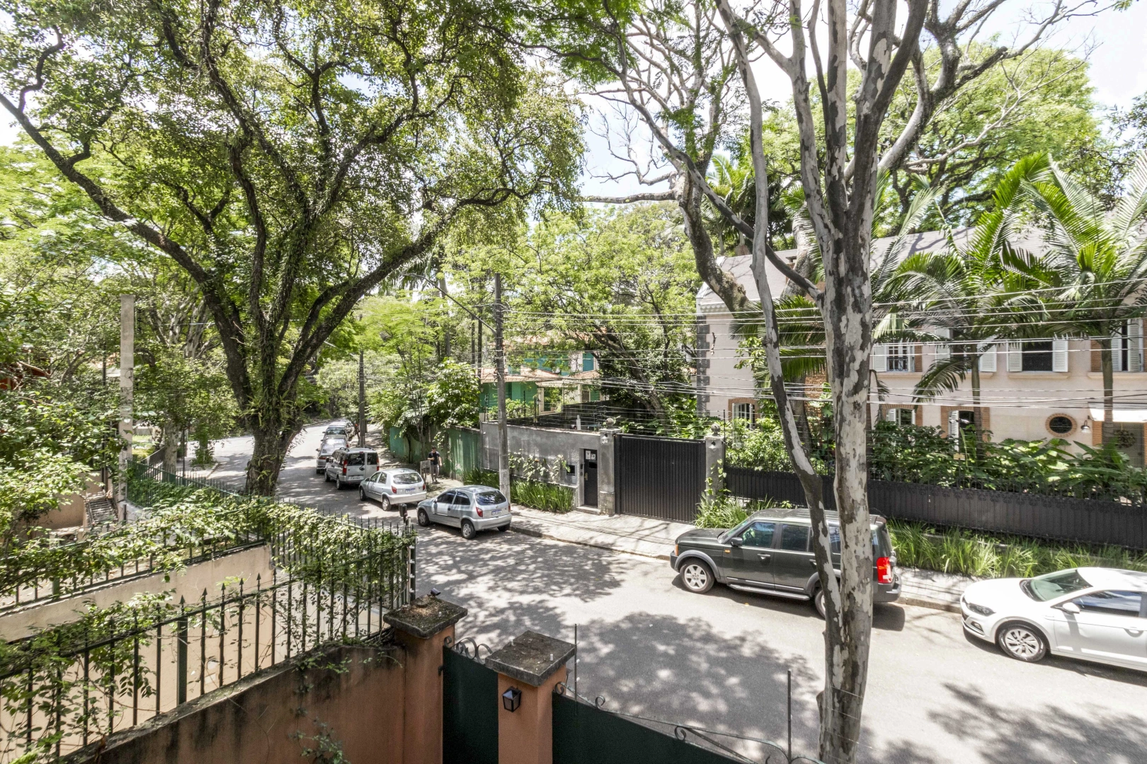 Casa reformada pronta para morar no Jardim Paulistano - Imagem 15