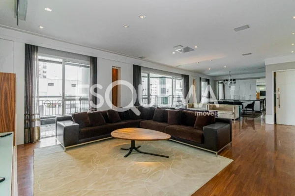 Apartamento luxuoso e bem localizado