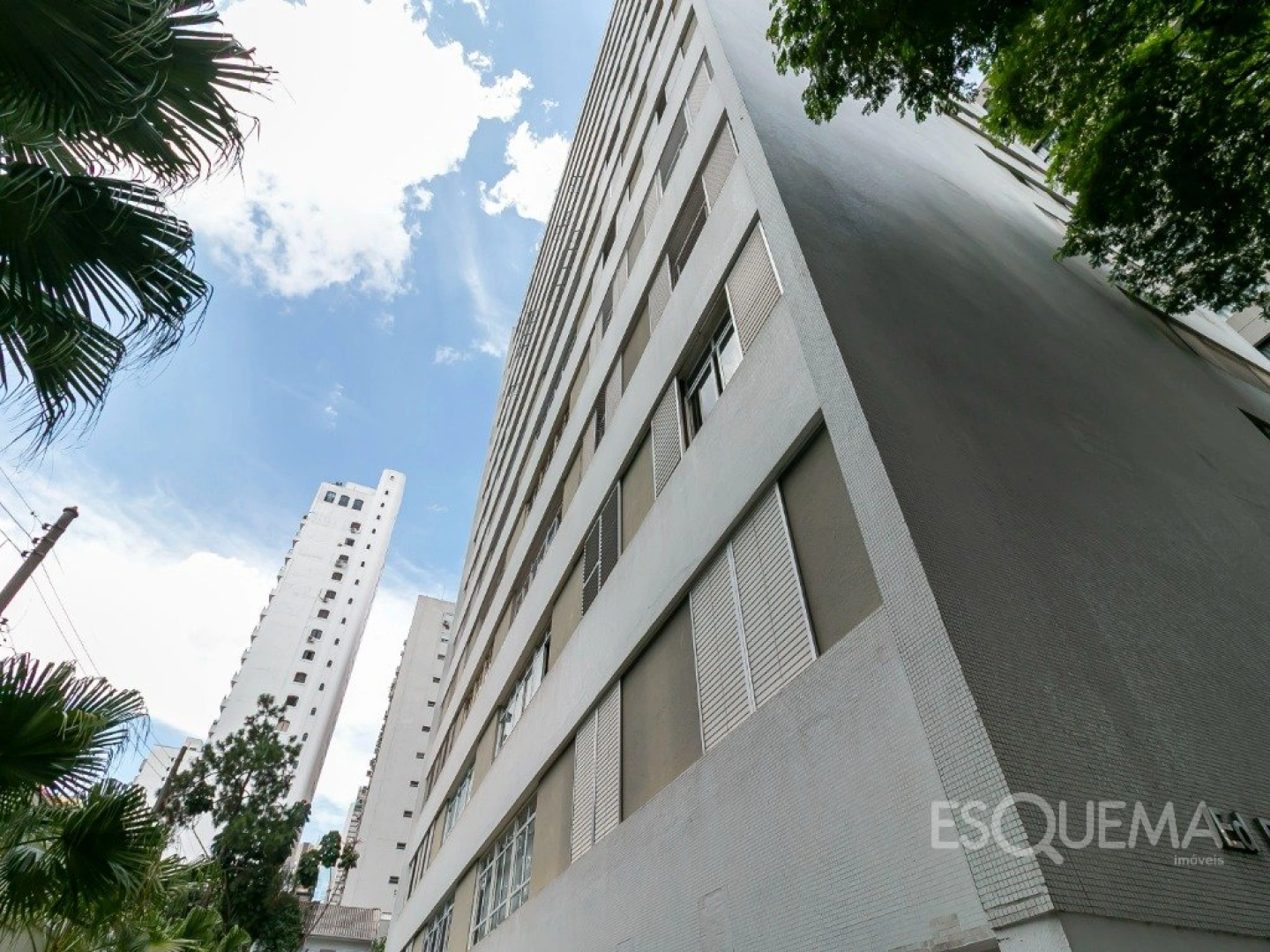 Apartamento reformado em andar alto no Jardim América - Imagem 15