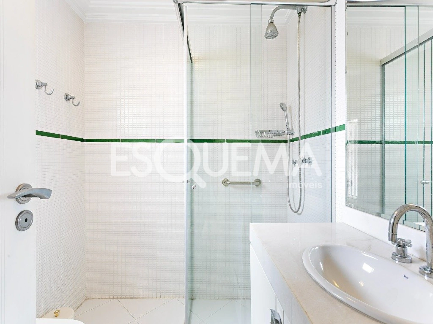 Apartamento com 4 suítes, varanda e lazer completo em rua tranquila do Itaim Bibi - Imagem 15