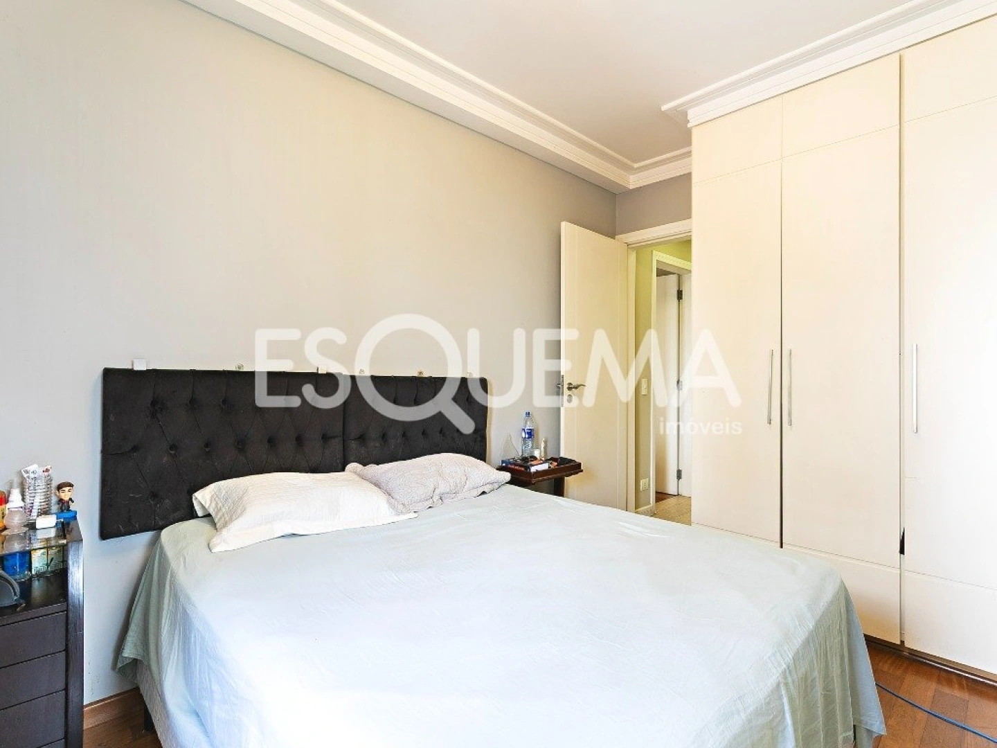 Apartamento com 4 suítes, varanda e lazer completo em rua tranquila do Itaim Bibi - Imagem 9