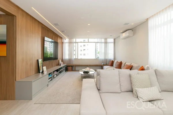 Apartamento recém-reformado em rua cobiçada do Jardim Paulista