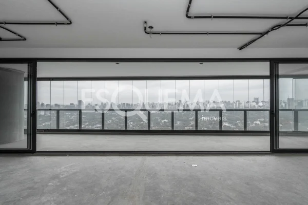 Apartamento em andar alto com vista livre no Itaim Bibi